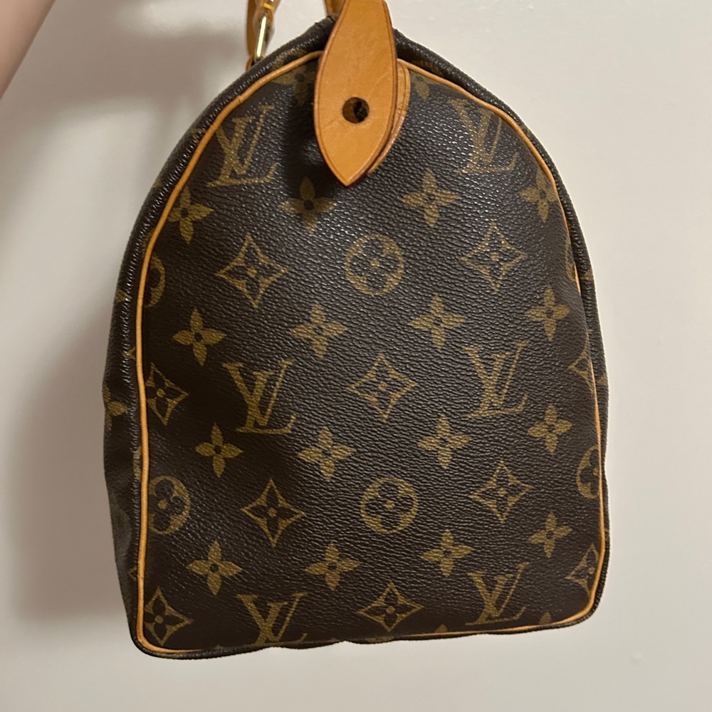 Louis Vuitton Monogram Brown Handbag - Picture 4 of 12
